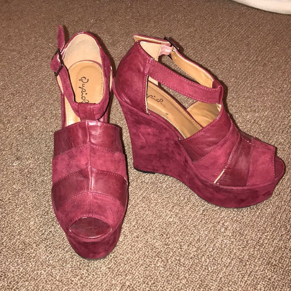 Open-toe Wedges